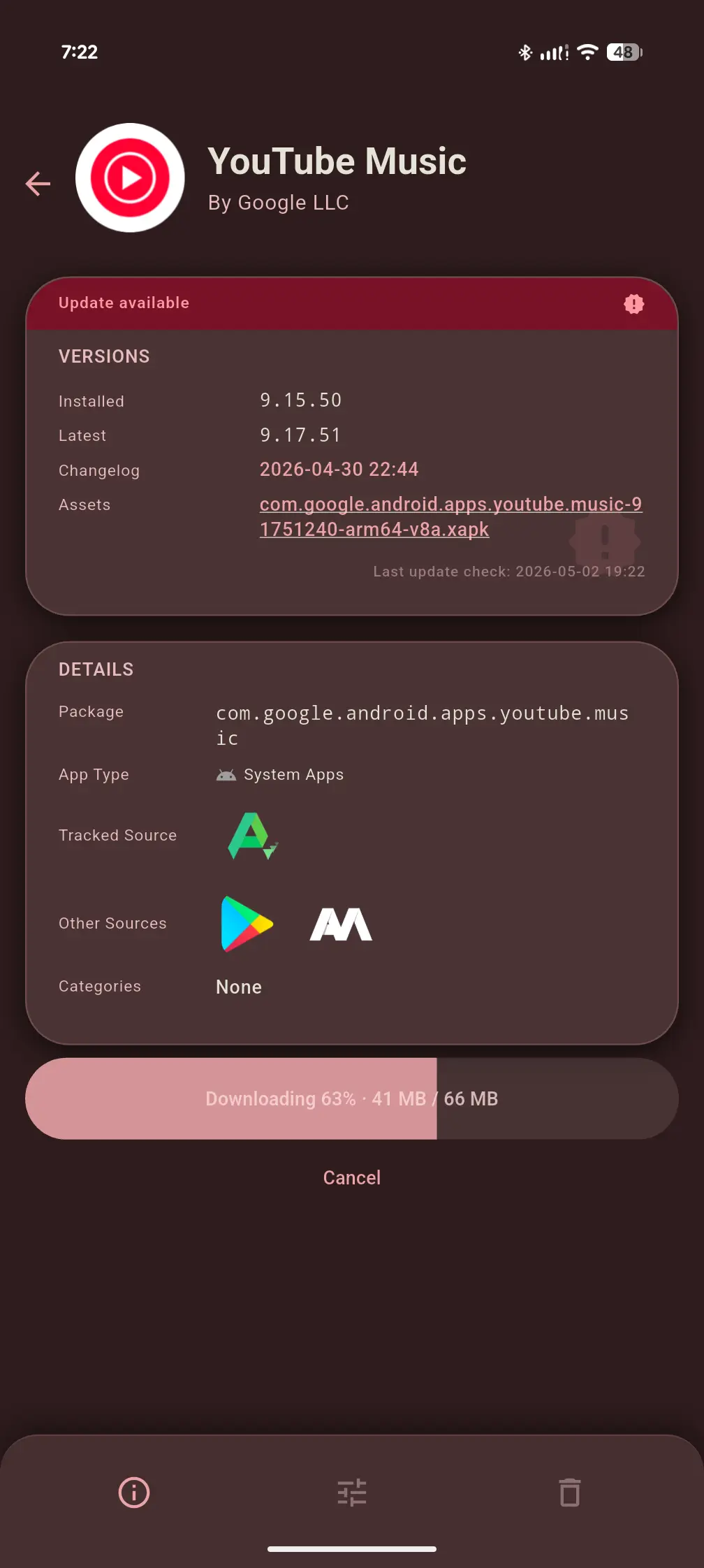 App detail shows source, installed version, releases, and installer options.